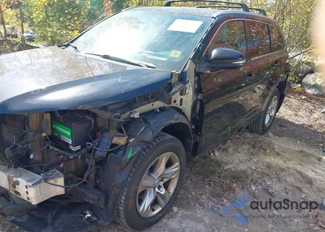 2015 Toyota Highlander Limited V6 z USA, uszkodzony, nr VIN 5TDDKRFHXFS114803